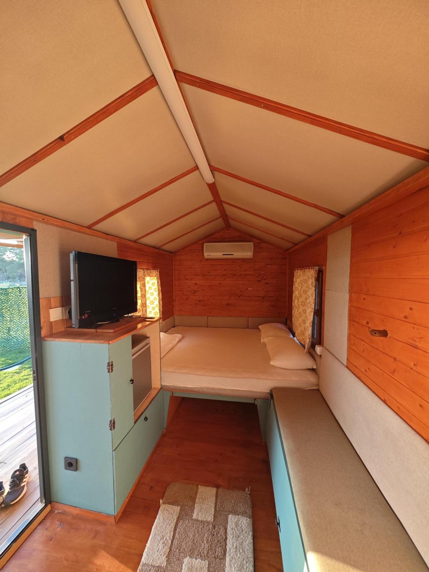 Готель Tiny Mini House Даламан Екстер'єр фото