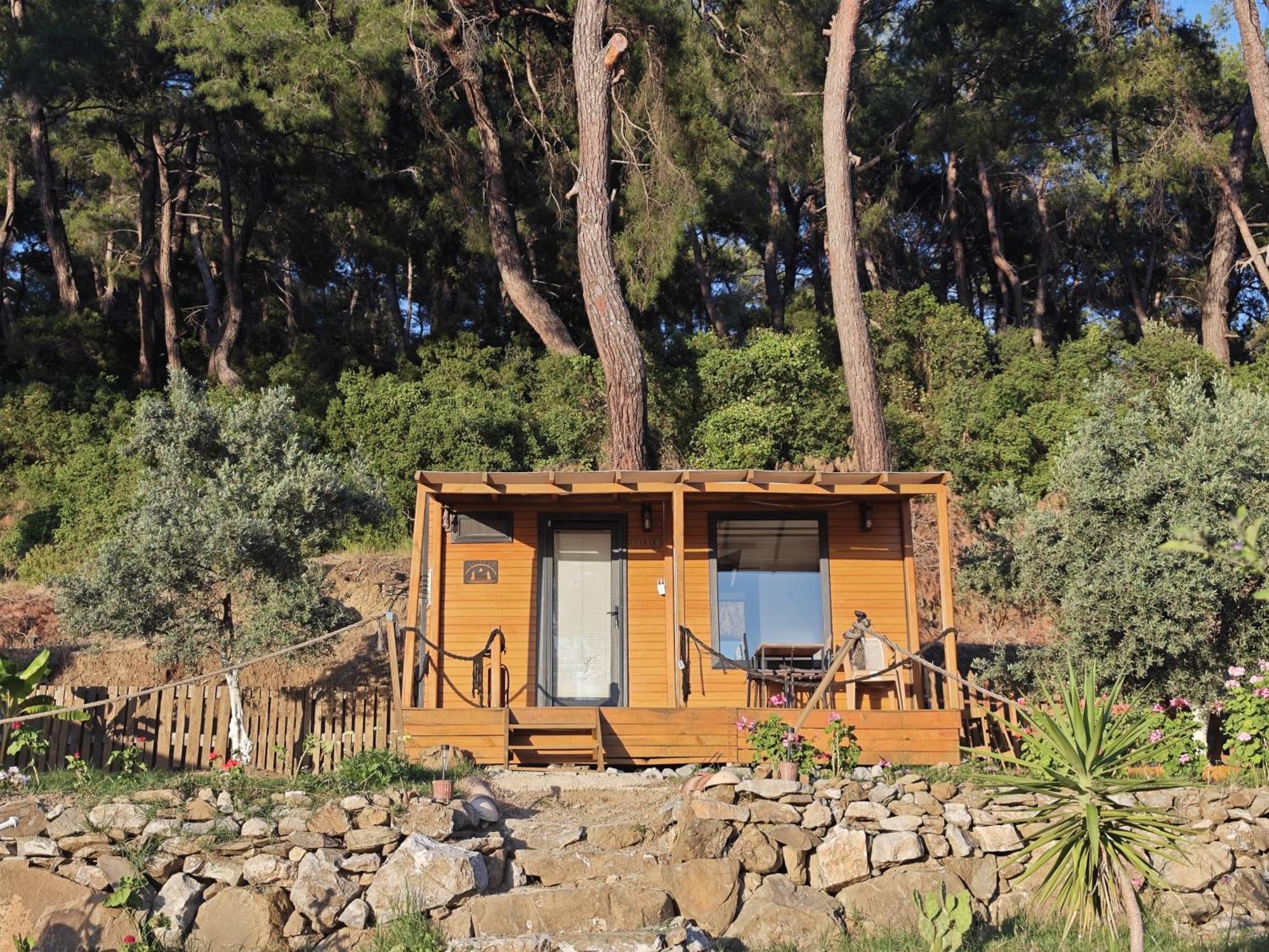 Готель Tiny Mini House Даламан Екстер'єр фото